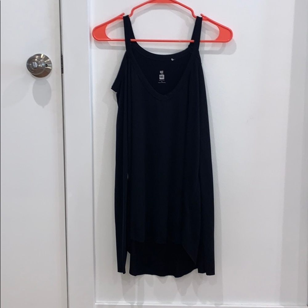Off the shoulder long sleeve top!!